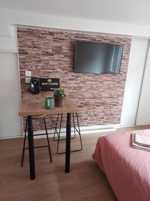 Charmant Studio Centre-Ville / Emplacement Ideal Beauvais Ngoại thất bức ảnh